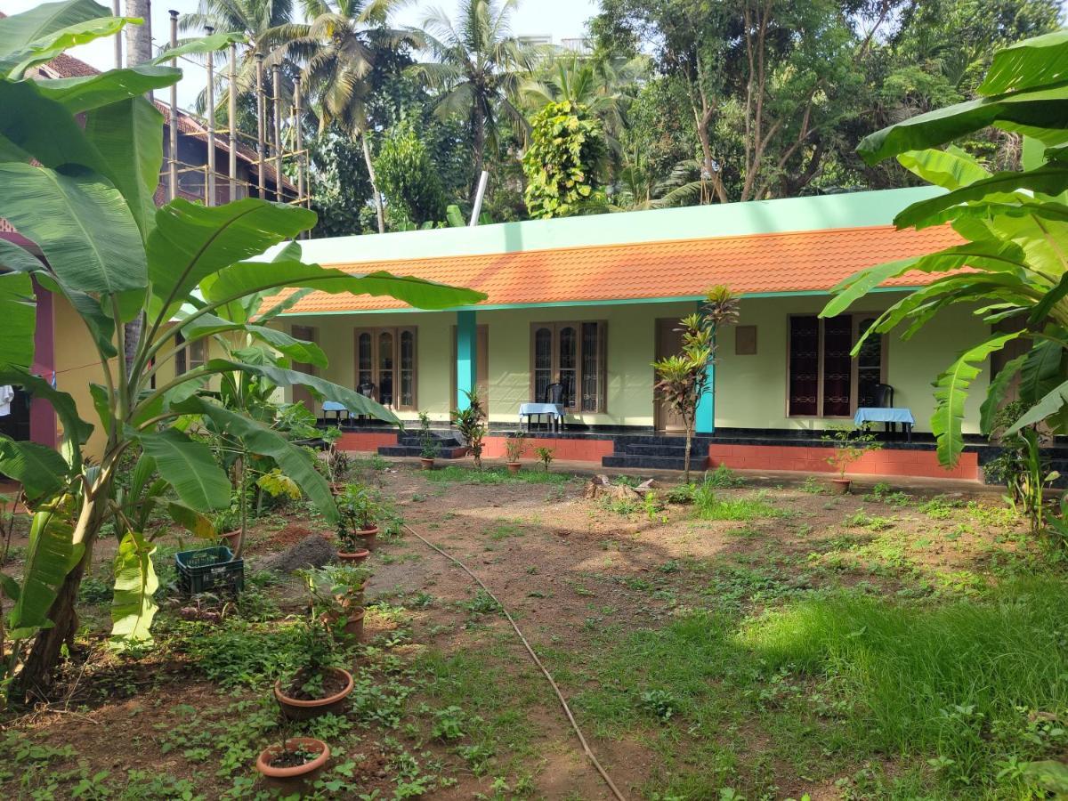 Hotel Greenland Thiruvananthapuram Exterior foto